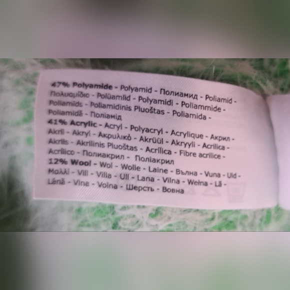 NWT Garcia Jeans Womens Green Fuzzy Sweater Mohair Like Acrylic Wool Nylon Small - Picture 16 of 16